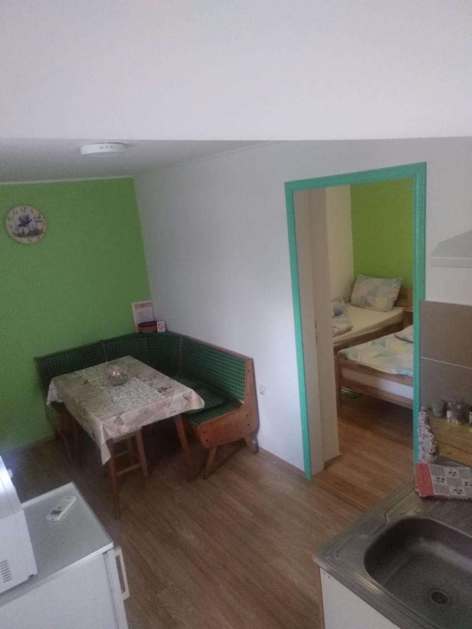 Fortuna Apartments Pacir Exterior foto